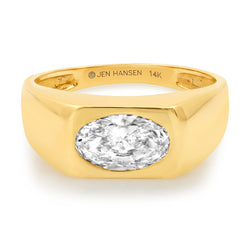 DIAMOND POOL OVAL CUT SOLITAIRE RING, 14kt GOLD